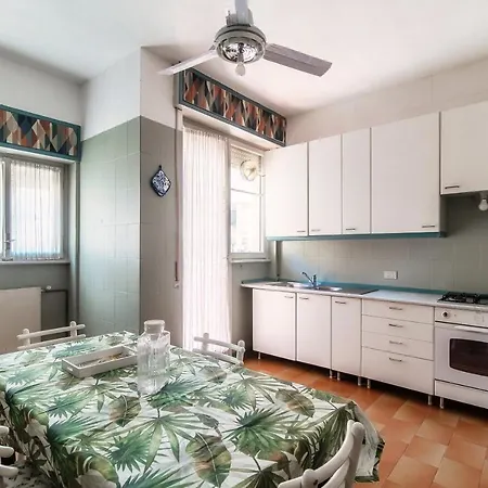 Casa Vincentina Con Parcheggio Privato 6 Posti Letto Lägenhet *
