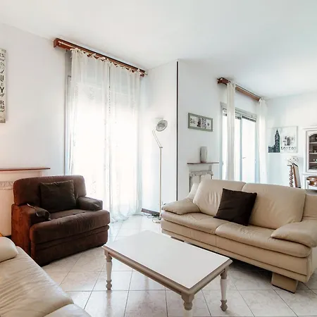 Casa Vincentina Con Parcheggio Privato 6 Posti Letto Como